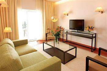 Penina Hotel & Golf Resort ปอร์ติเมา ภายนอก รูปภาพ